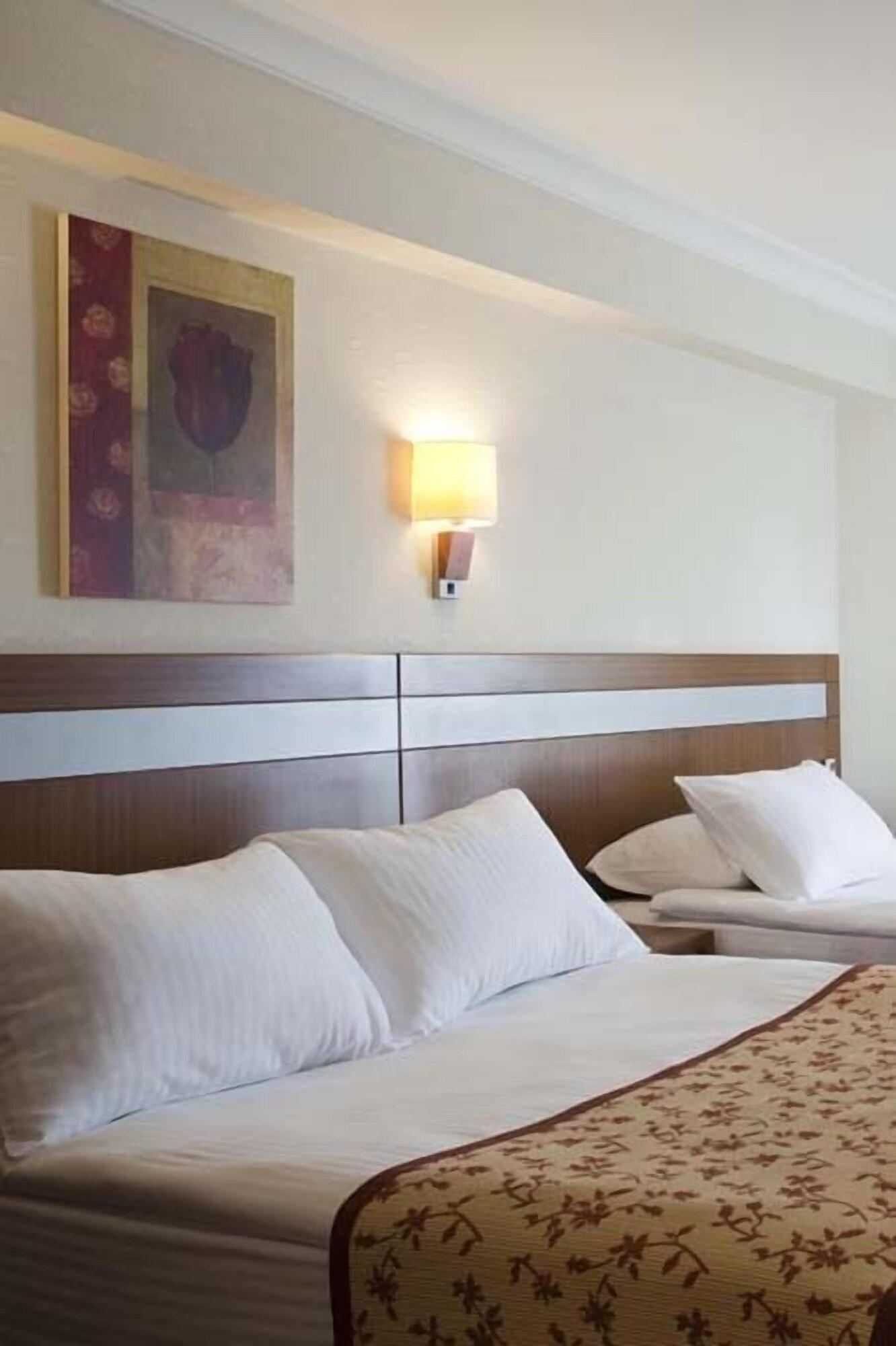 Atalay Hotel Анкара Екстериор снимка