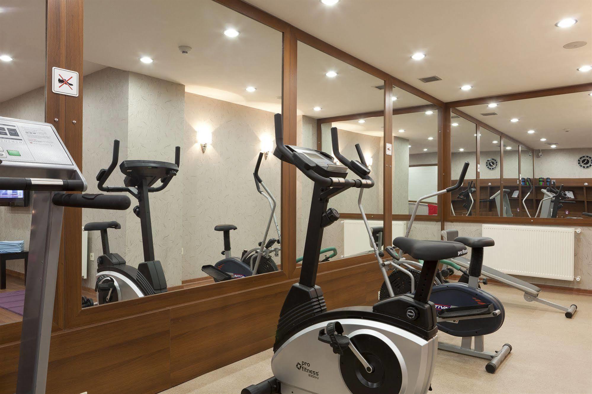 Atalay Hotel Анкара Екстериор снимка